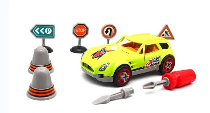 Made Racing Car for Screwing with Accessories